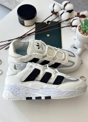 Жіночі кросівки  adidas osaka pantip japan hotel