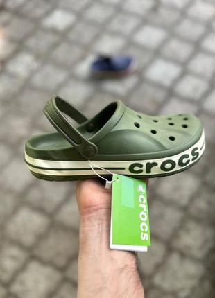 Шльопанці crocs (950 грн.)