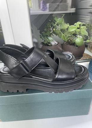 Braska сандали