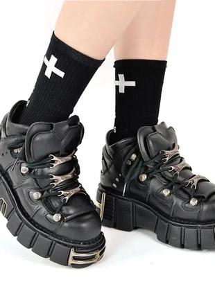 Масивне взуття панк рок new rock  y2k dollskill demonia