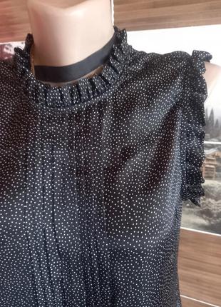 Мила блузка з рюшами amphora