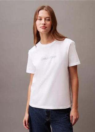 Футболка кельвін кляйн calvin klein