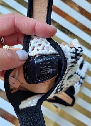 Дышачие спортивные перчатки без пальцев altura