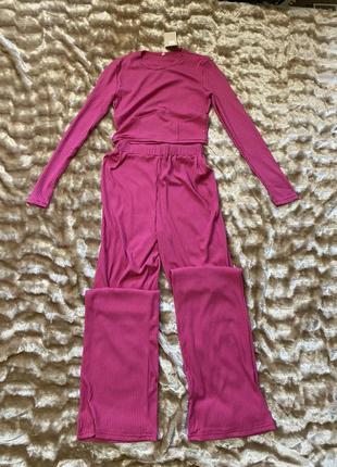 Костюм женский