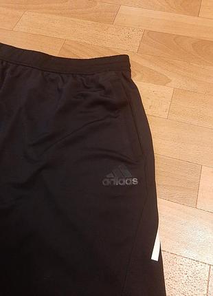 Adidas оригинал  шорты 4
