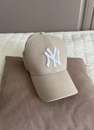 Кепка бейсболка в стиле известного бренда ny new york yankees