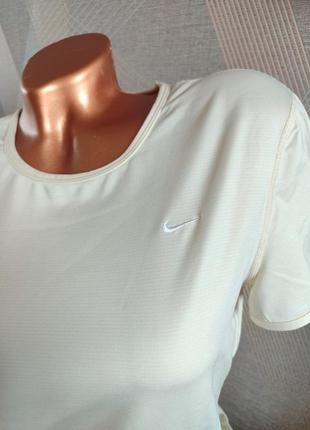 Оригинальная спортивная футболка nike2 фото