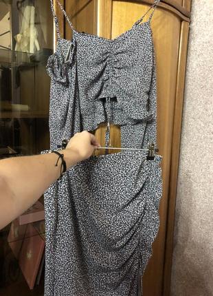 Продам очень красивый костюм