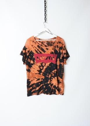 Жіноча ексклюзивна кастомна оверсайз футболка levi’s big logo tiedye. оригінал. велике лого. american vintage y2k oversize stussy zara h&m 501