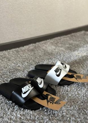 Nike swoosh тапочки