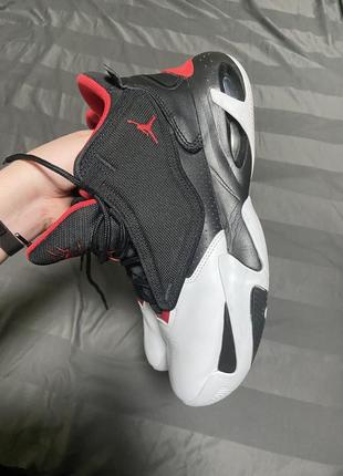 Чоловічі кросівки air jordan max aura 4 black white red dn3687-0616 фото