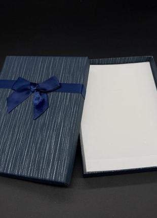 Коробки подарункові з бантиком. колір синій. 12х16х3см