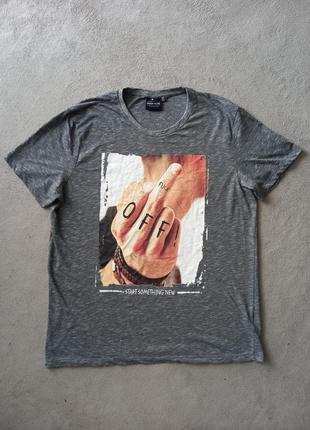 Брендова футболка much more.