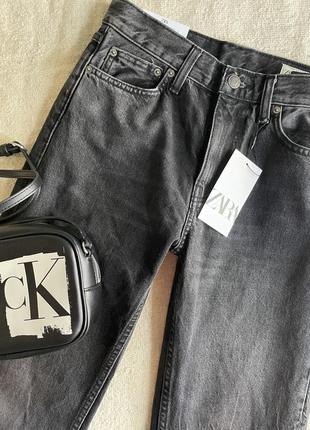 Стильні прямі графітові/чорні джинси zara