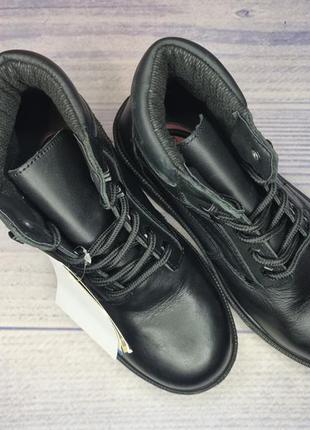 Ботинки с укрепленным носком redwood