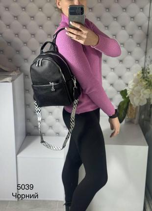 Женский городской рюкзак широкий ремень эко-кожа черный8 фото