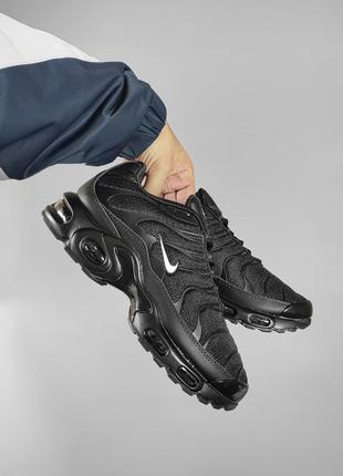 Nike air max tn plus black-white