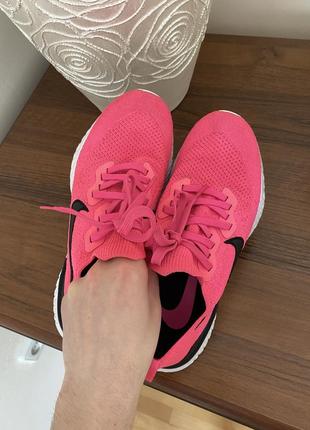 Кроссовки nike epic react flyknit 2, 40,5 размер4 фото