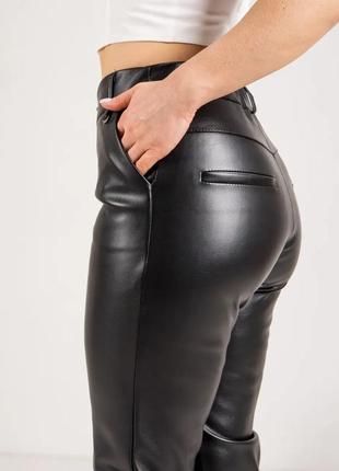 Женские брюки "меган ",ткань эко-кожа на кашемире, размеры 42,46,48,50,52,54 черные6 фото