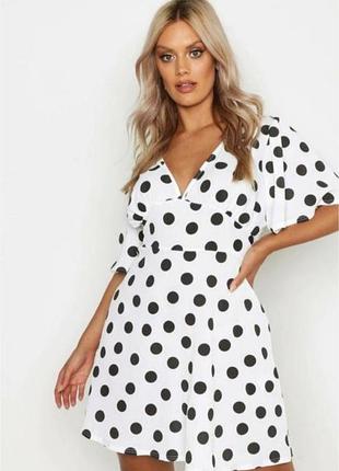 Платье boohoo
