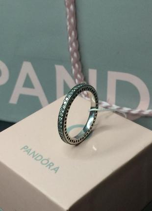 Серебряное кольцо кольца пандора pandora 190936cz сердца и сияние камни камешки классика серебро проба s925 ale новое с биркой и пломбой