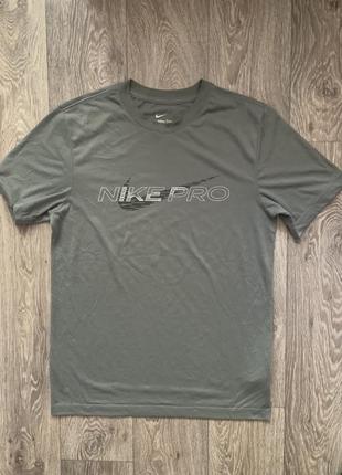 Футболка nike names pro