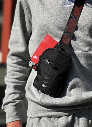 Месенджер nike