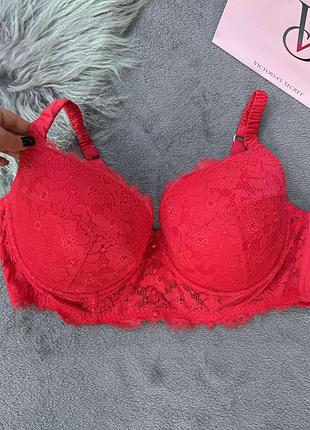 Соблазнительный кружевной лиф