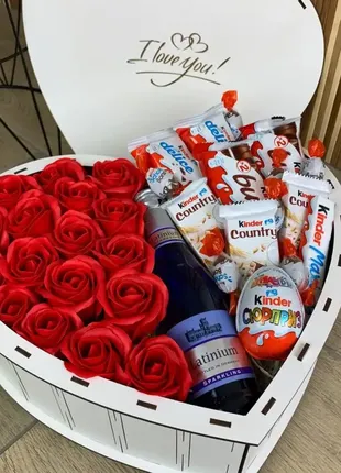 Подарунковий бокс із солодощів box23