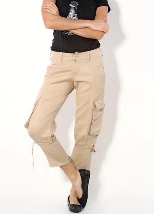 Штани з накладними кишенями