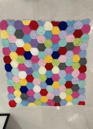 Вʼязаний плед килимок ручна робота 95/88 см