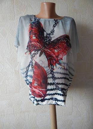 Шифоновая блуза со стразами и кружкой