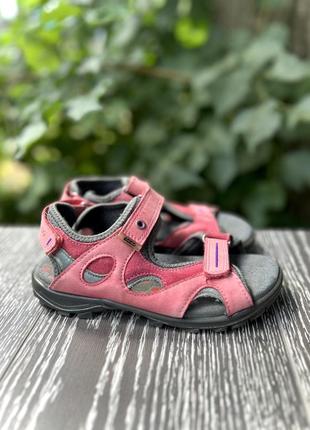 Ecco детские босоножки кожаные  сандали оригинал 32 размер