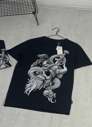 Футболка cropp t-shirt