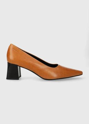 Urbanshop com ua шкіряні туфлі vagabond shoemakers altea колір коричневий каблук блок 5740.001.22 розміри