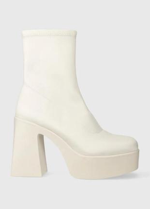 Alloriginal com ua черевики aldo grandstep жіночі колір білий каблук блок 13618315grandstep розміри запитуйте