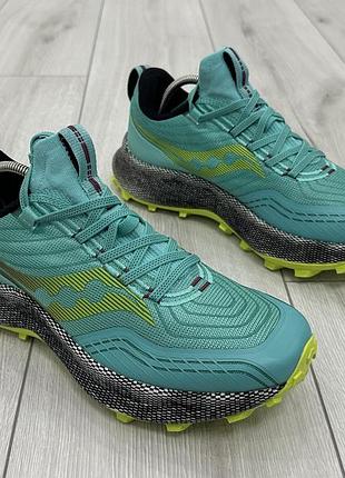Женские кроссовки saucony T-shirt trail (25,5 см)
