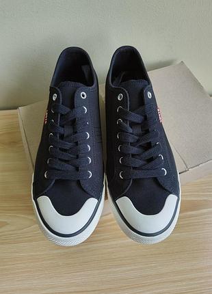 Мужские низкие текстильные кеды levi's hernandez