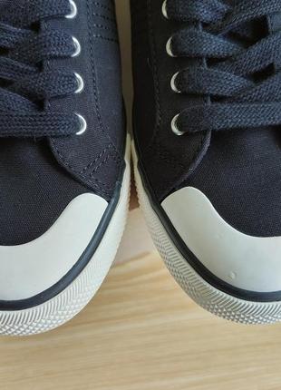 Мужские низкие текстильные кеды levi's hernandez