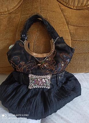 Продам оригинальную сумку- платье, возможно использовать как сумку или как декор