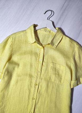Желтая льняная рубашка с короткими рукавами и карманом4 фото