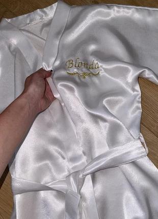 Роскошный халат халатик для блондинки