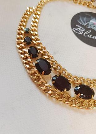 Колье золотистое с черными кристалликами