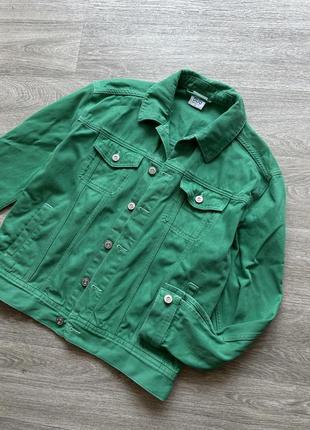 Крута зелена джинсовка джинсовий жакет urban outfitters 36/s10 фото