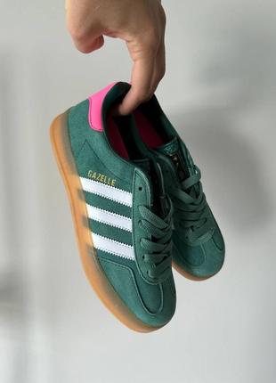 Женские кроссовки в стиле adidas gazelle indoor green.1 фото