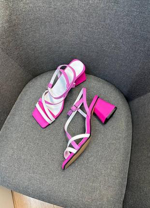 Разноцветные кожаные босоножки с тонкими ремешками5 фото