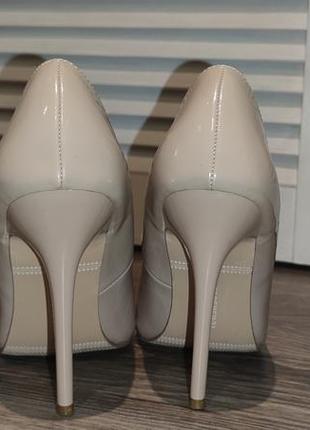 Жіночі нюдові туфлі човники3 фото