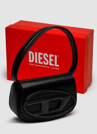 Стильная качественная фирменная женская сумка diesel 1dr iconic shoulder bag total black небольшая женская сумка кросс боди черная женская сумка