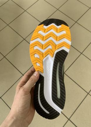 Новые кроссовки saucony guide 135 фото