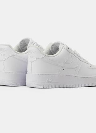 Кросівки nike air force classic white low9 фото